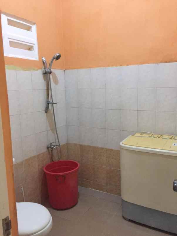 dijual rumah jl raya mastrip no 5