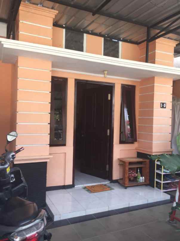 dijual rumah jl raya mastrip no 5