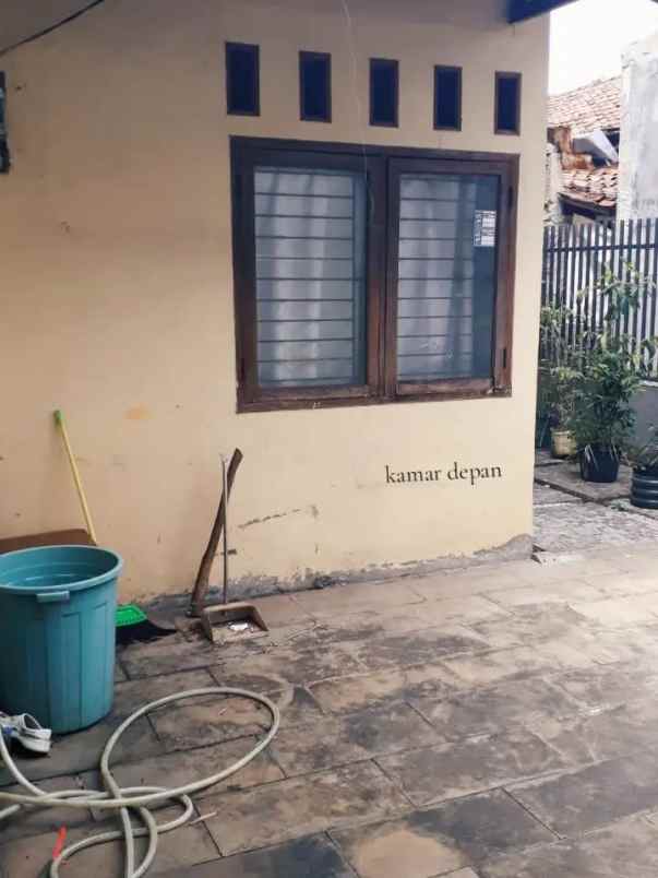 dijual rumah jl rd sukarma no 104 rt