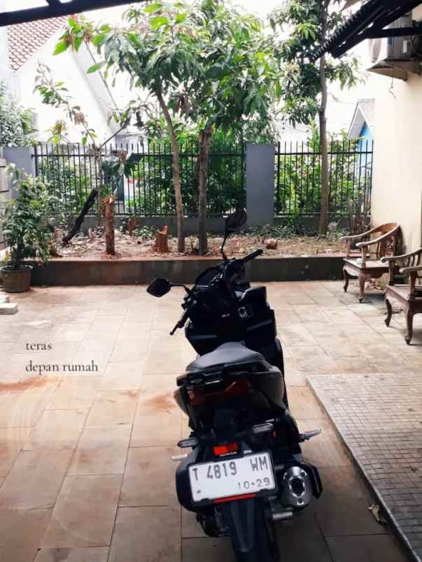 dijual rumah jl rd sukarma no 104 rt