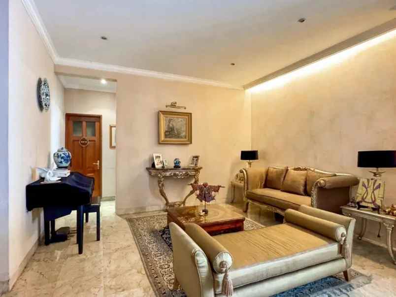 dijual rumah jl suryo senopati rawa