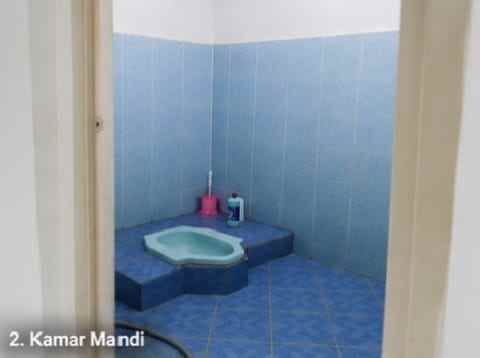 dijual rumah jl tamansari 1 lebak bulus