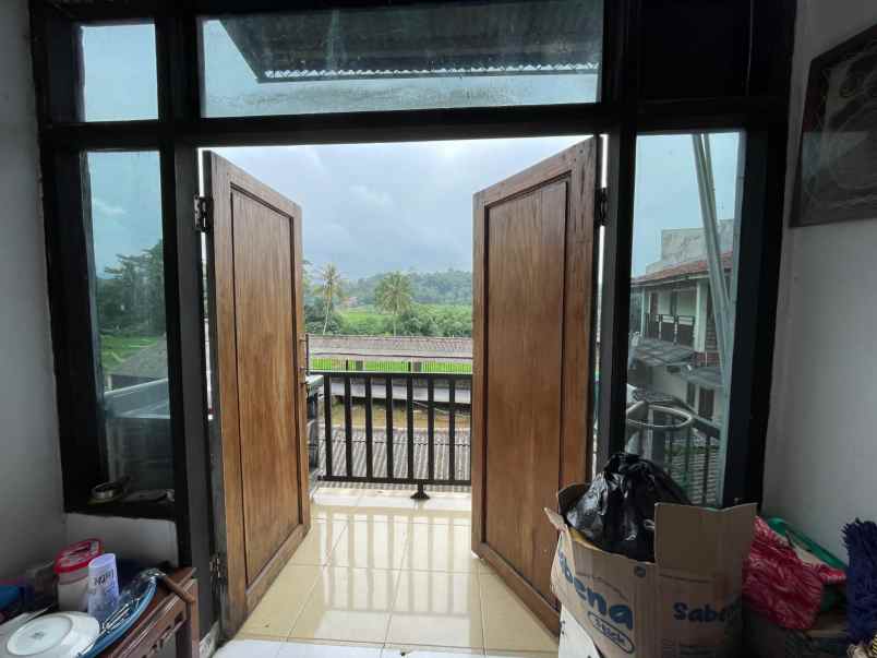 dijual rumah jl terusan kapten halim