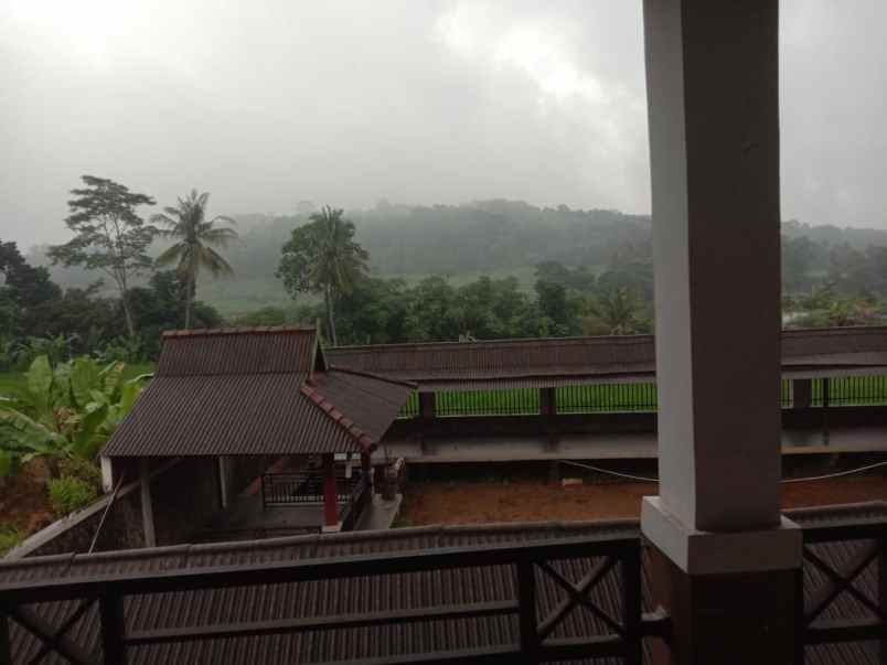 dijual rumah jl terusan kapten halim