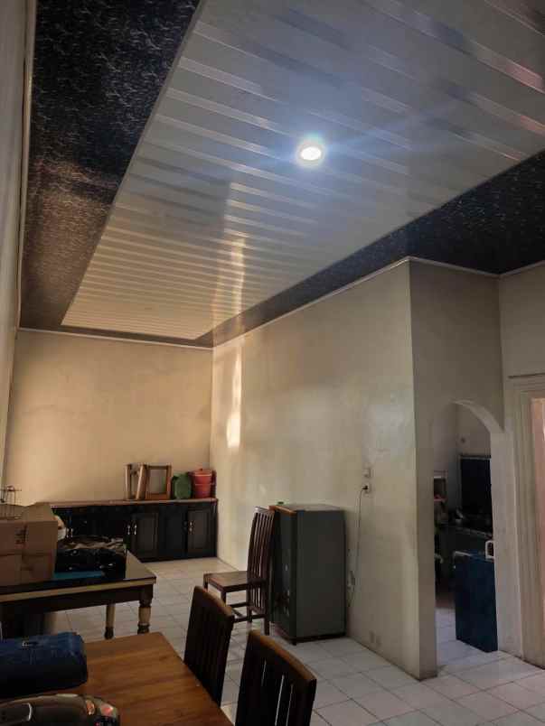 dijual rumah jl terusan kapten halim