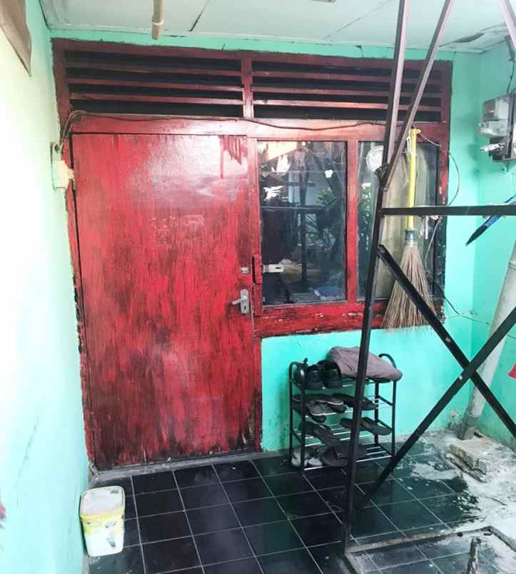 dijual rumah jl ulujami raya gang palm