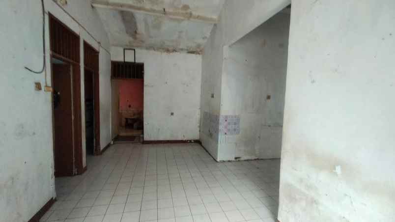dijual rumah jl uranus margahayu raya