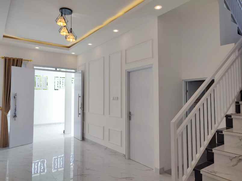 dijual rumah jl wahid hasyim