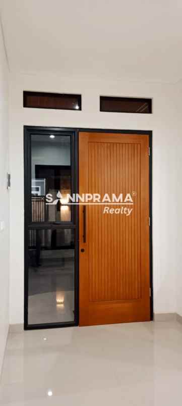 dijual rumah jln samudera rangkapan