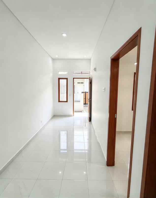 dijual rumah jln tanjungsari cangkuang