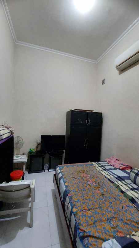 dijual rumah karang asem