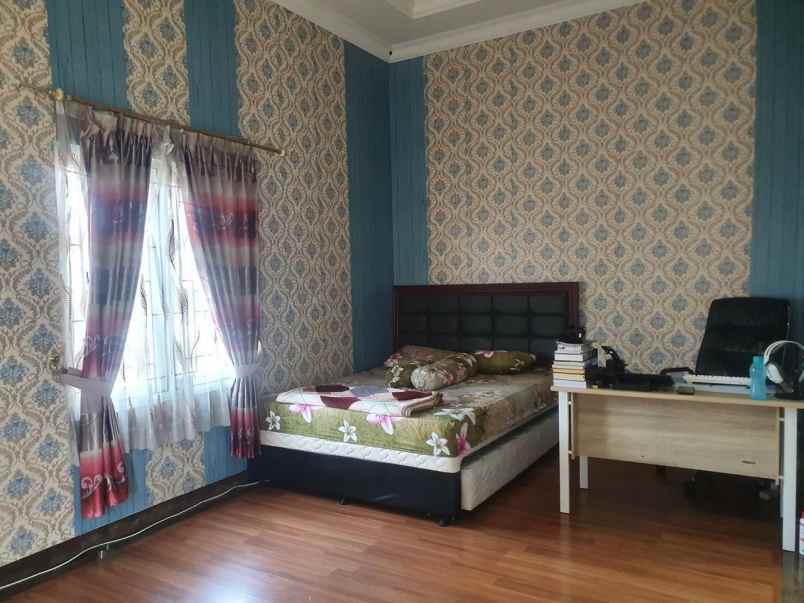 dijual rumah kebantenan 8 semper timur