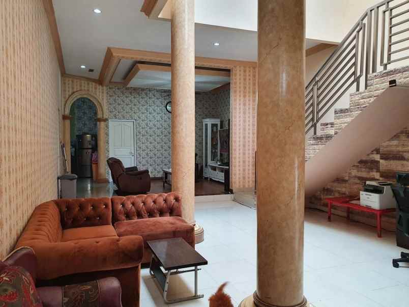 dijual rumah kebantenan 8 semper timur