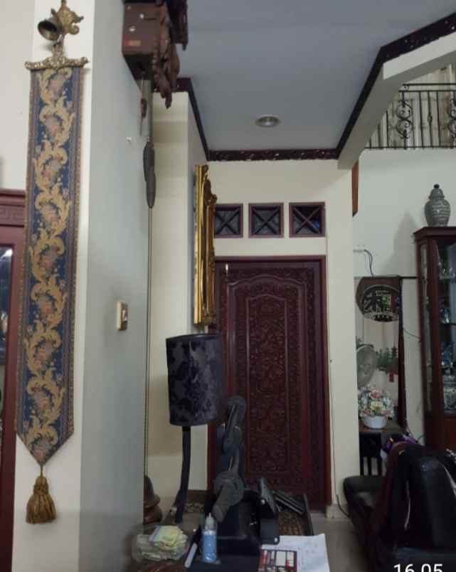 dijual rumah kebayoran baru