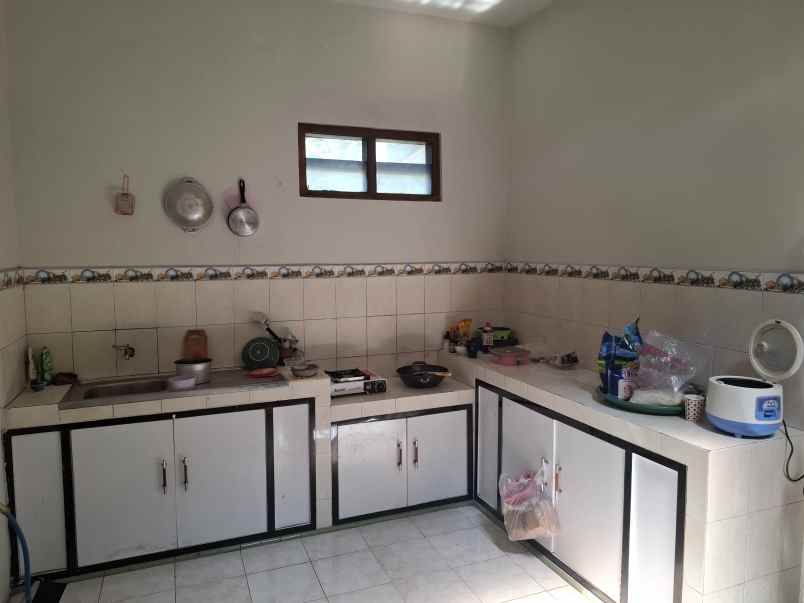 dijual rumah kebonsari