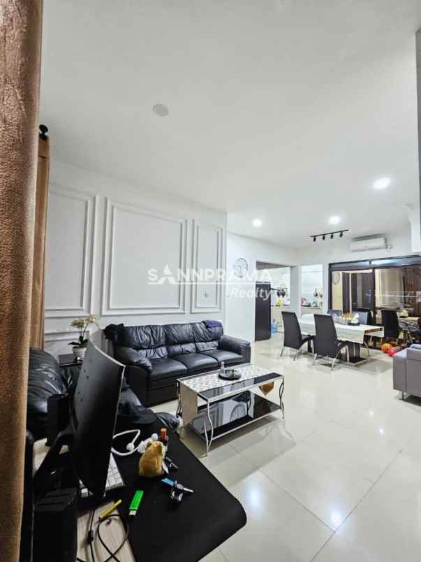 dijual rumah kedaung