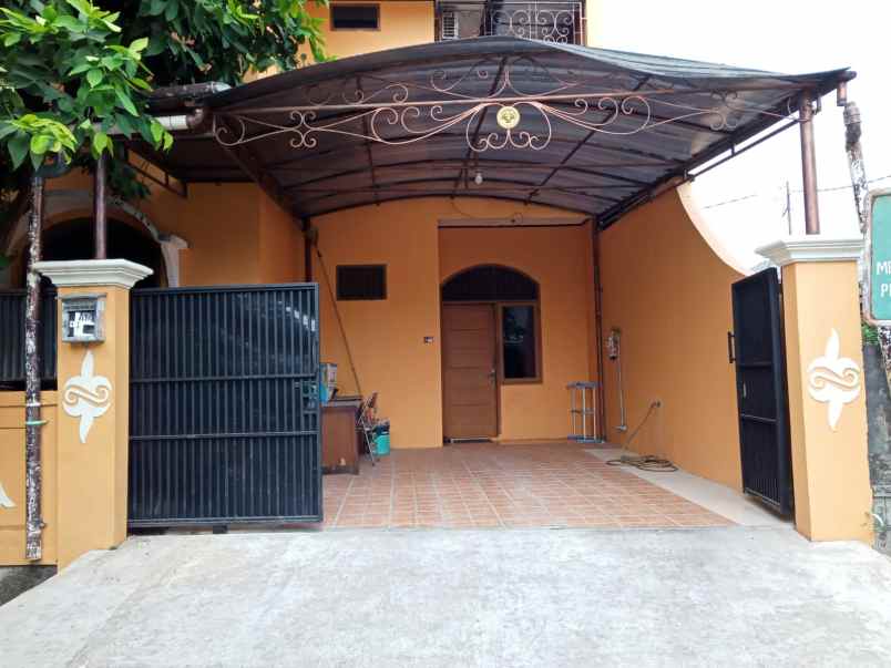 dijual rumah kemang pratama 2 rawalumbu