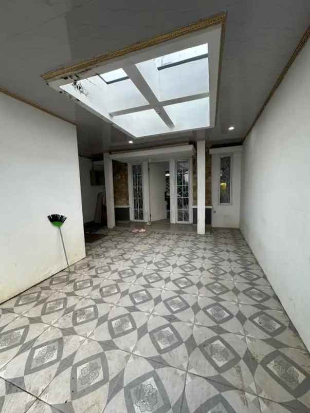 dijual rumah kemang pratama 2 rawalumbu