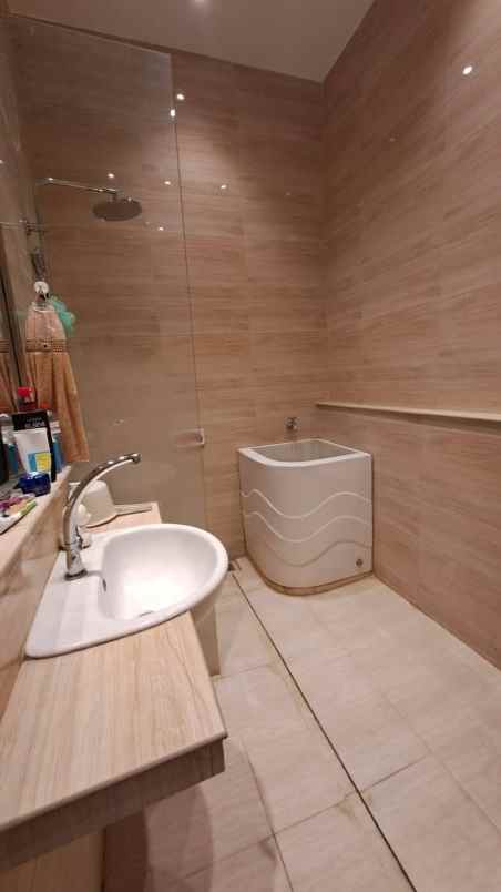 dijual rumah kertajaya