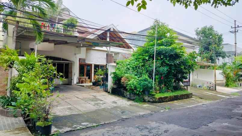 dijual rumah kertajaya indah tengah