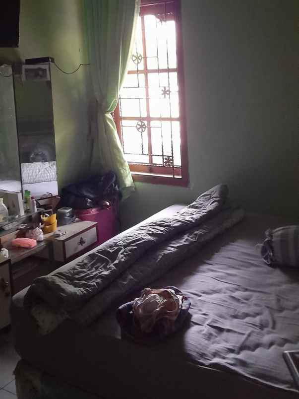 dijual rumah ketileng