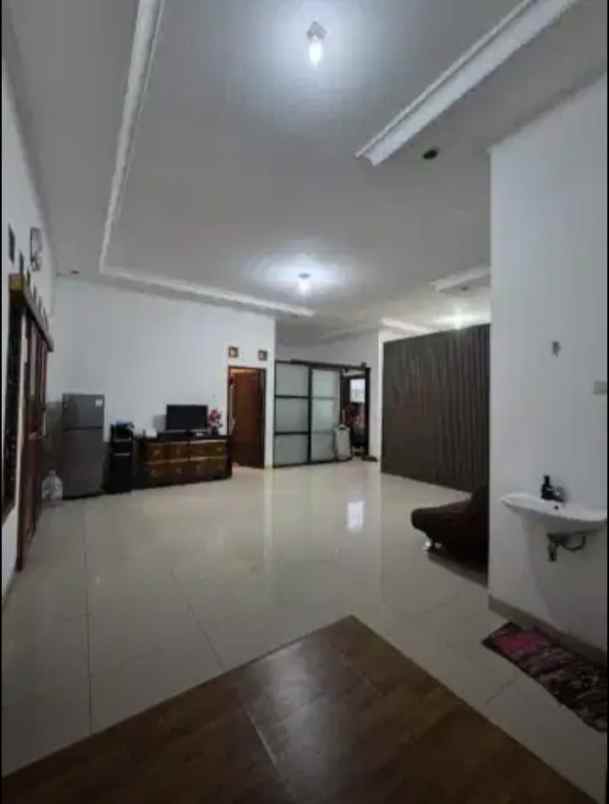 dijual rumah kiara sari asri buahbatu