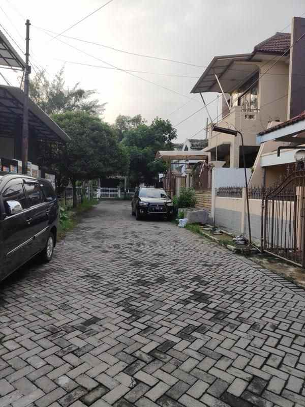 dijual rumah klampis semolo timur