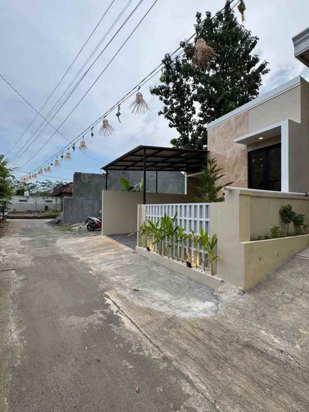 dijual rumah klangkapan ii margoluwih