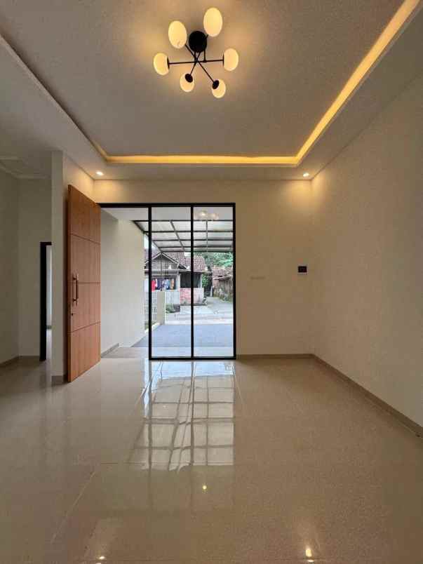 dijual rumah klangkapan ii margoluwih