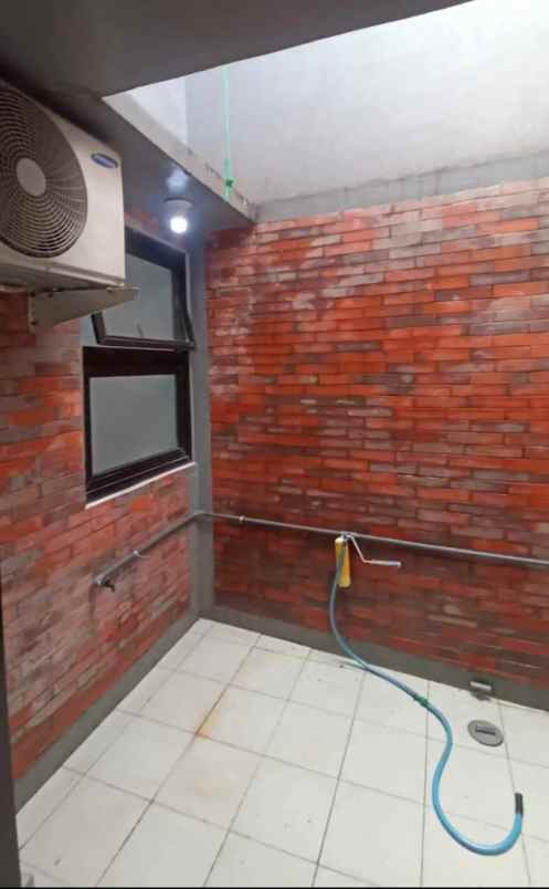 dijual rumah klipang