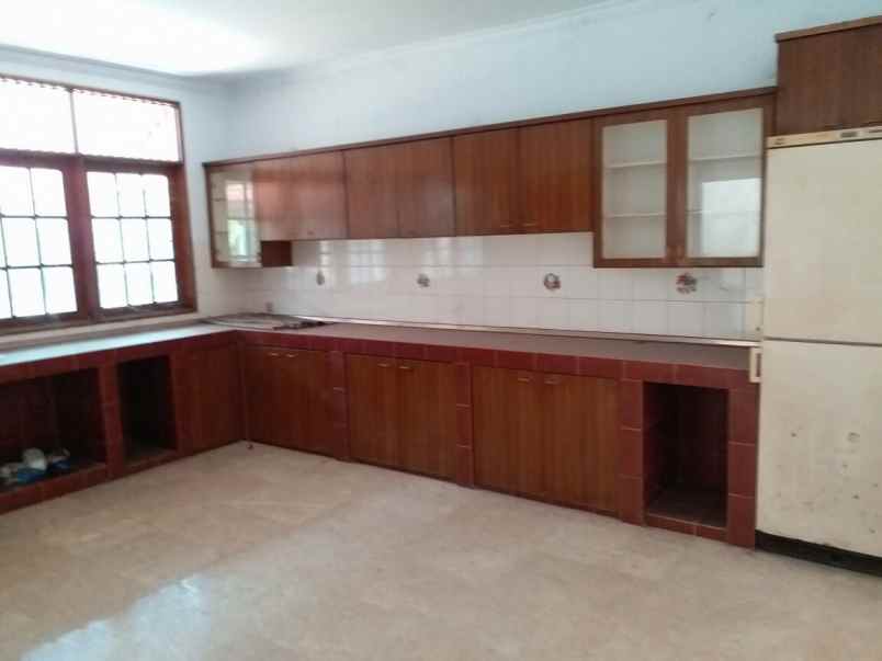 dijual rumah komp al jatibening