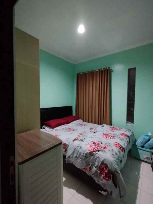 dijual rumah komplek baturaden techno