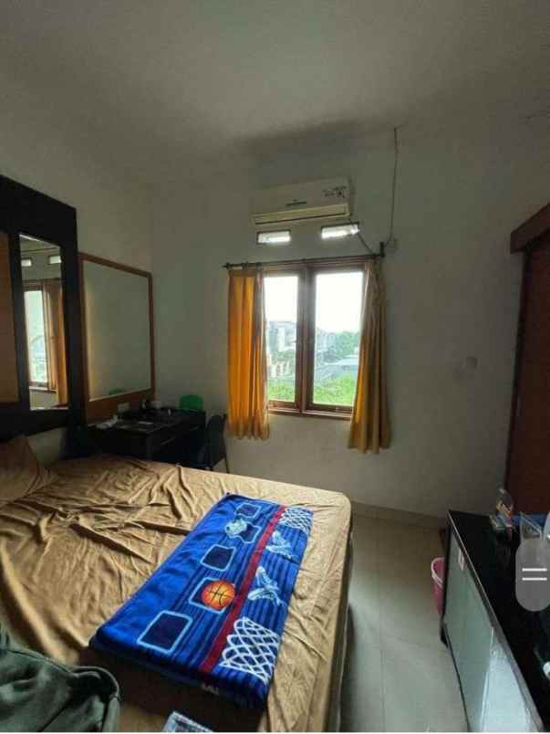 dijual rumah komplek buahbatu regency