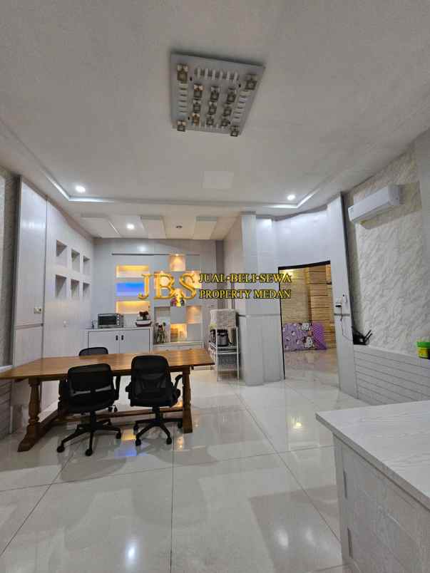 dijual rumah komplek cemara asri