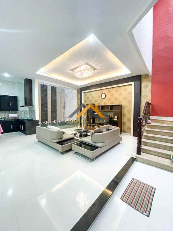 dijual rumah komplek cemara asri jalan