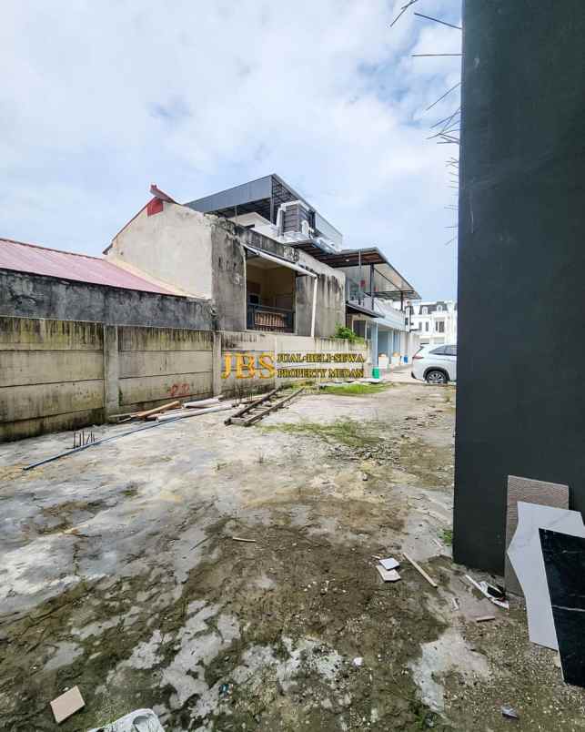 dijual rumah komplek de versailes suite
