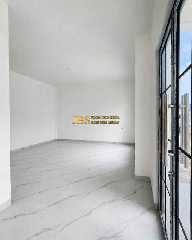 dijual rumah komplek de versailes suite