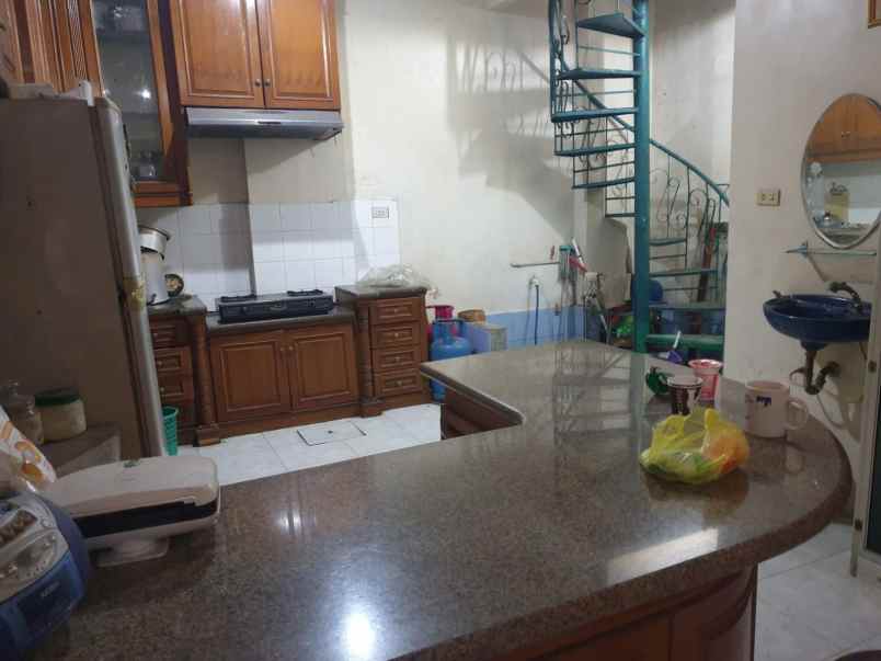 dijual rumah komplek dki duren sawit jakarta timur