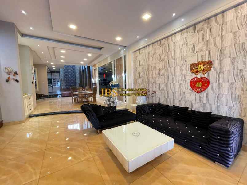 dijual rumah komplek jati residence