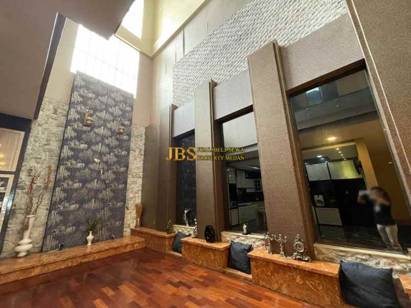 dijual rumah komplek jati residence