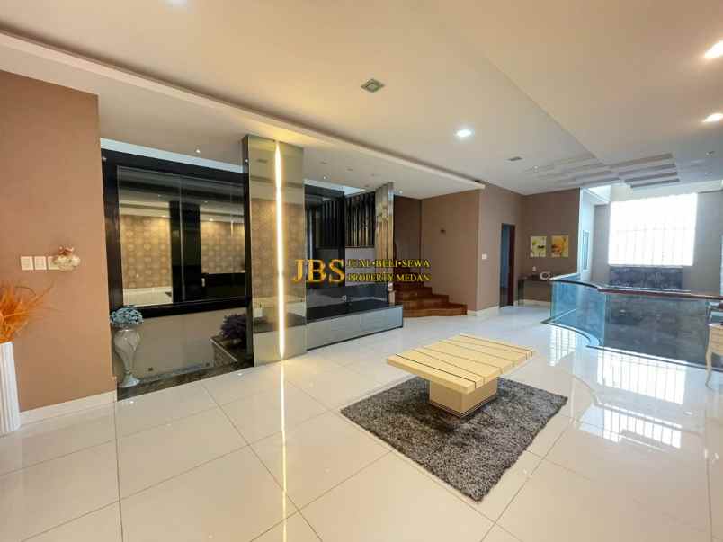 dijual rumah komplek jati residence
