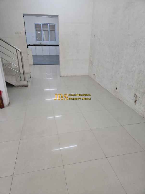 dijual rumah komplek mutiara palace