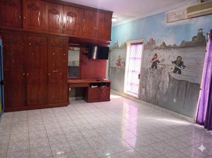 dijual rumah komplek perumahan