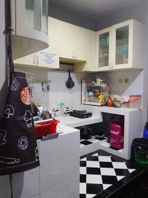 dijual rumah kost komplek cibabat cimahi