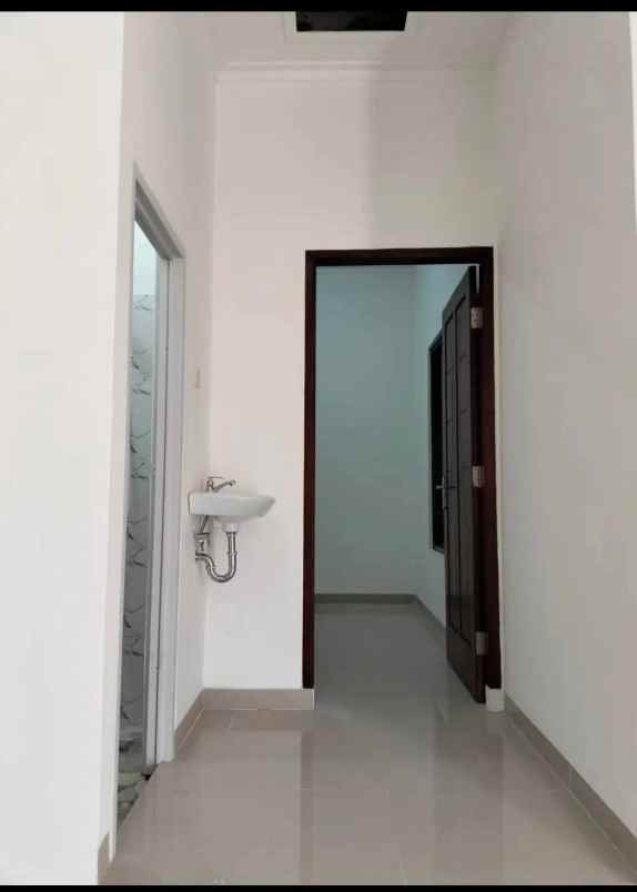 dijual rumah kota harapan indah bekasi