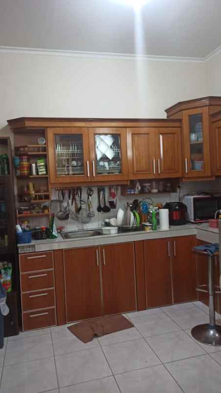 dijual rumah kota wisata pesona