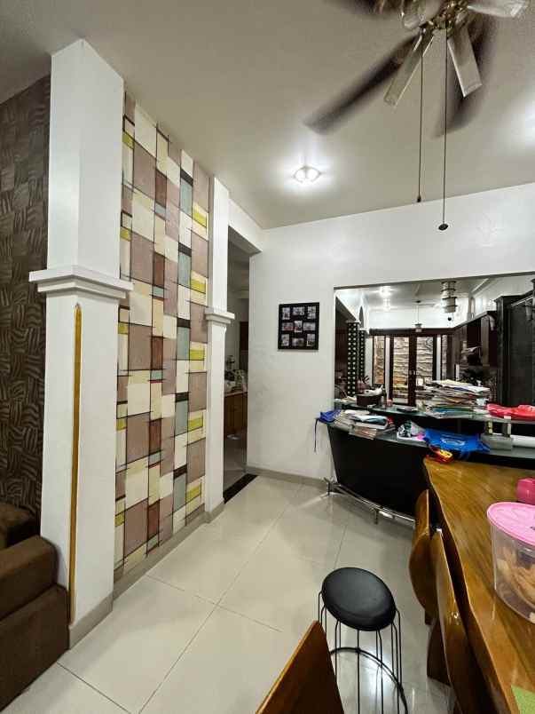 dijual rumah kotawisata gunun putri