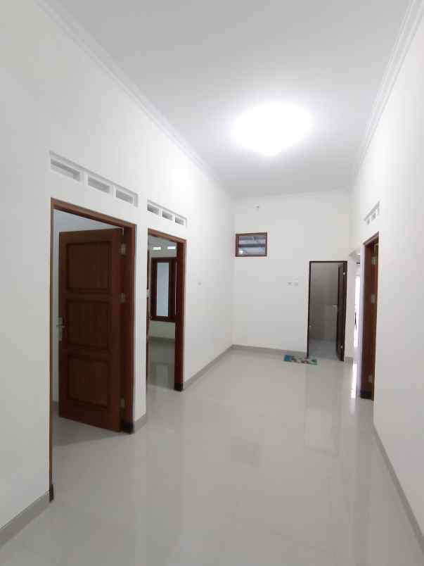 dijual rumah krapyak