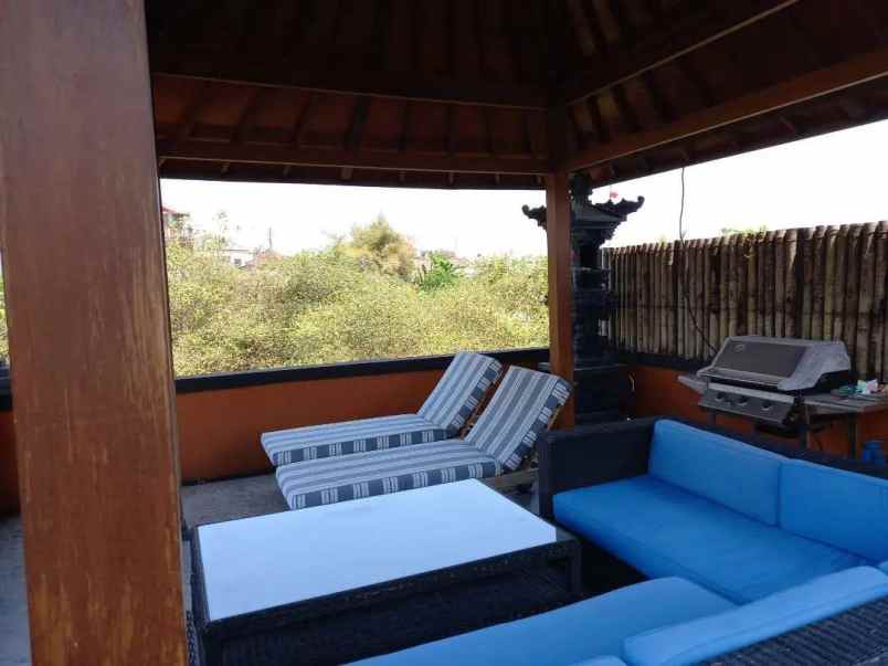 dijual rumah kuta selatan