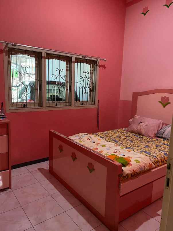 dijual rumah lebak jaya utara 3